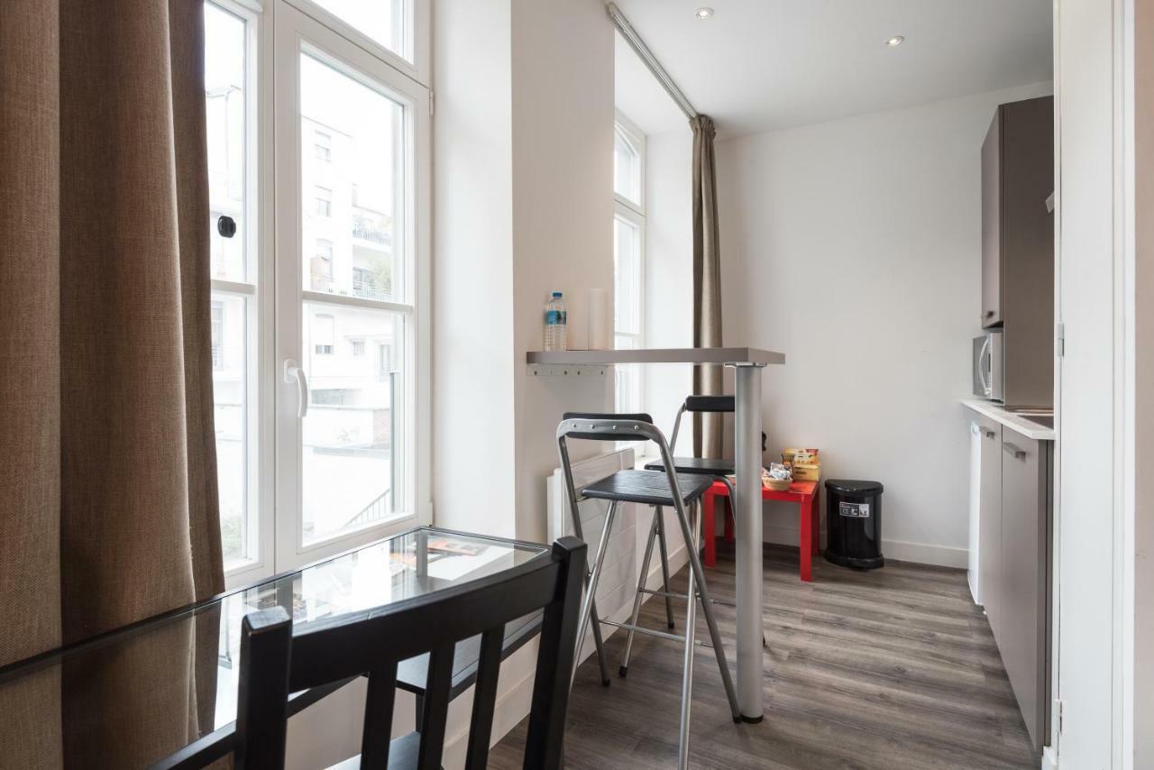 Appart République parking privé gratuit Lilla Esterno foto